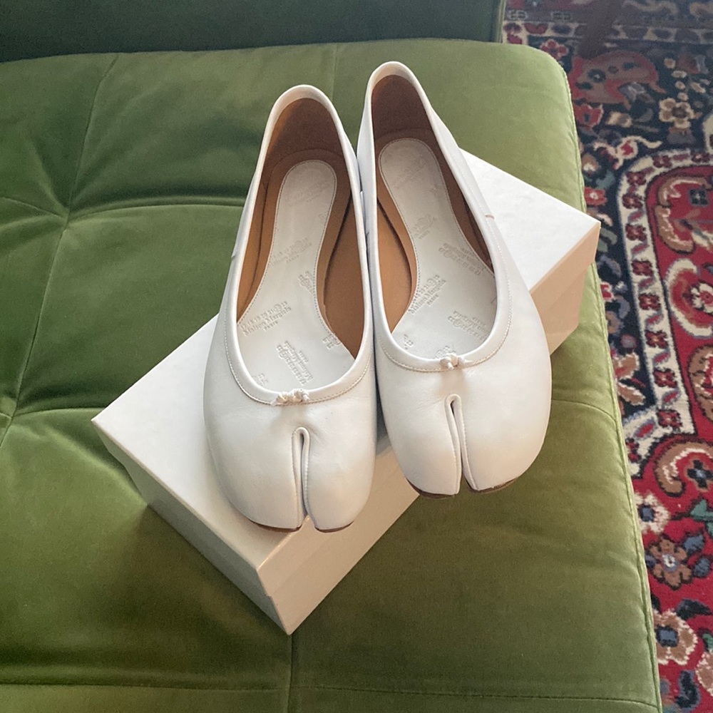 maison margiela tabi ballet flats